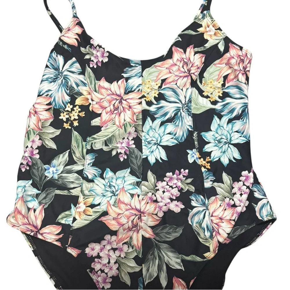 Robert Graham NWT Floral One Piece Swimsuit Tropical Classic‎ Designer Sz 8/M